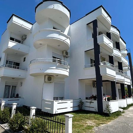 Apartmani Agovic Ulcinj Zewnętrze zdjęcie