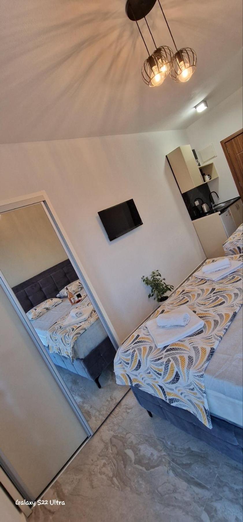 Apartmani Agovic Ulcinj Zewnętrze zdjęcie
